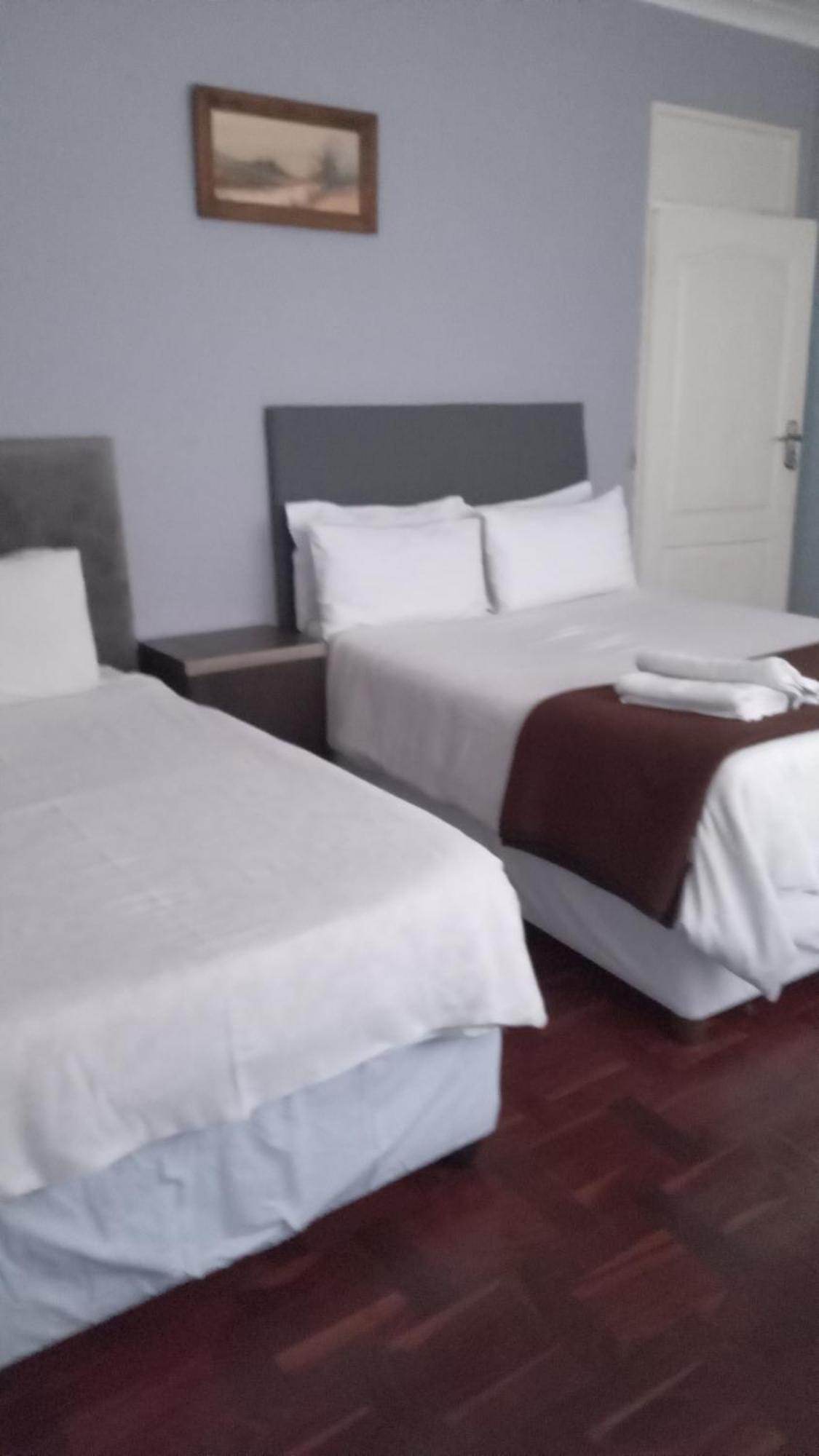 קמפטון פארק Acacia Guesthouse מראה חיצוני תמונה